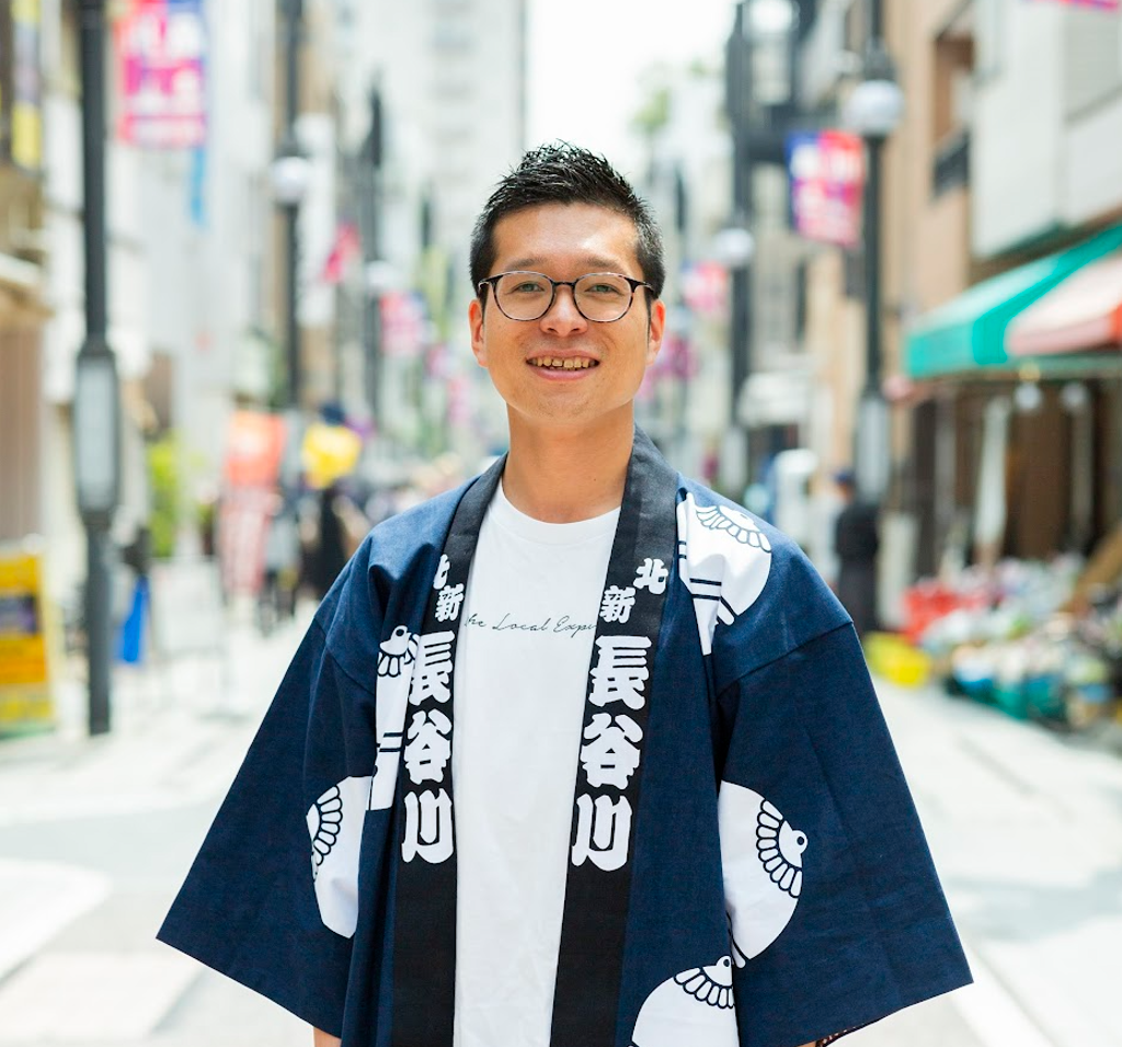 Peking (Shin),&nbsp;Manager, Front Desk Receptionist, renovation